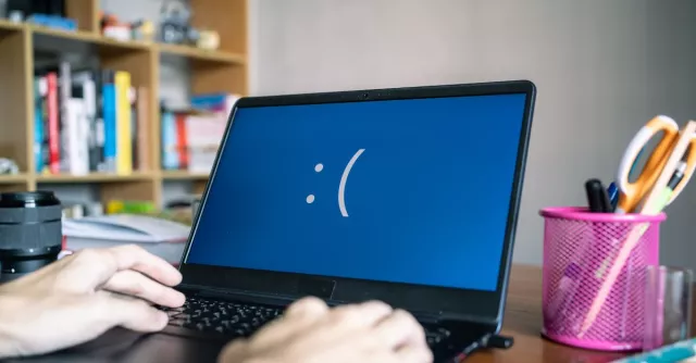 a computer showing the "blue screen of death"